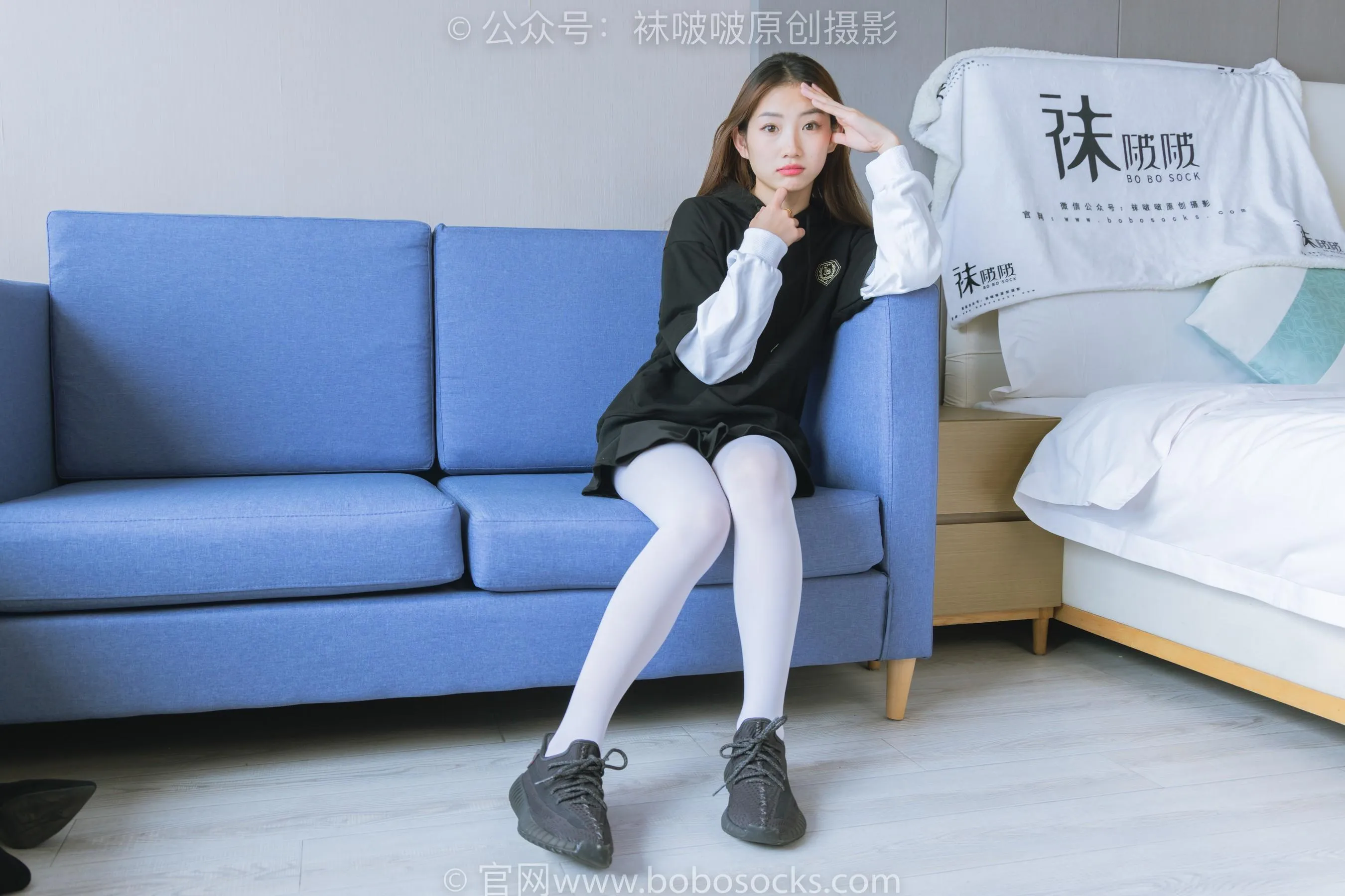 [BoBoSocks袜啵啵]NO.214 小沫-黑色运动鞋、厚白丝 [89P]插图2